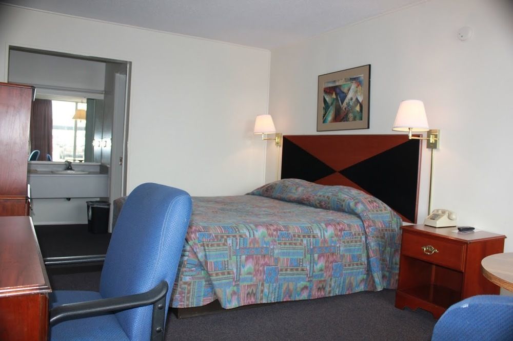 Red Carpet Inn - Louisville Kamer foto
